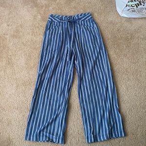 American Eagle wide leg pants